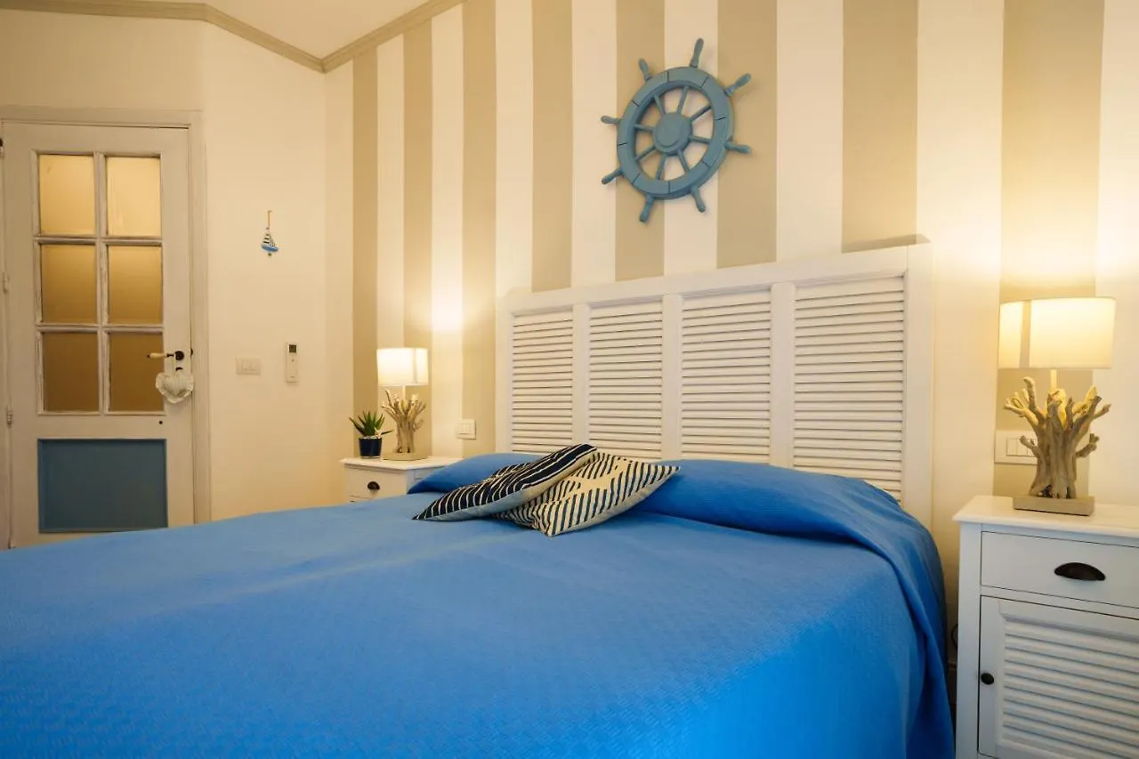 Aparthotel Quattro Torri Santa Teresa Di Riva 0*,  Italien