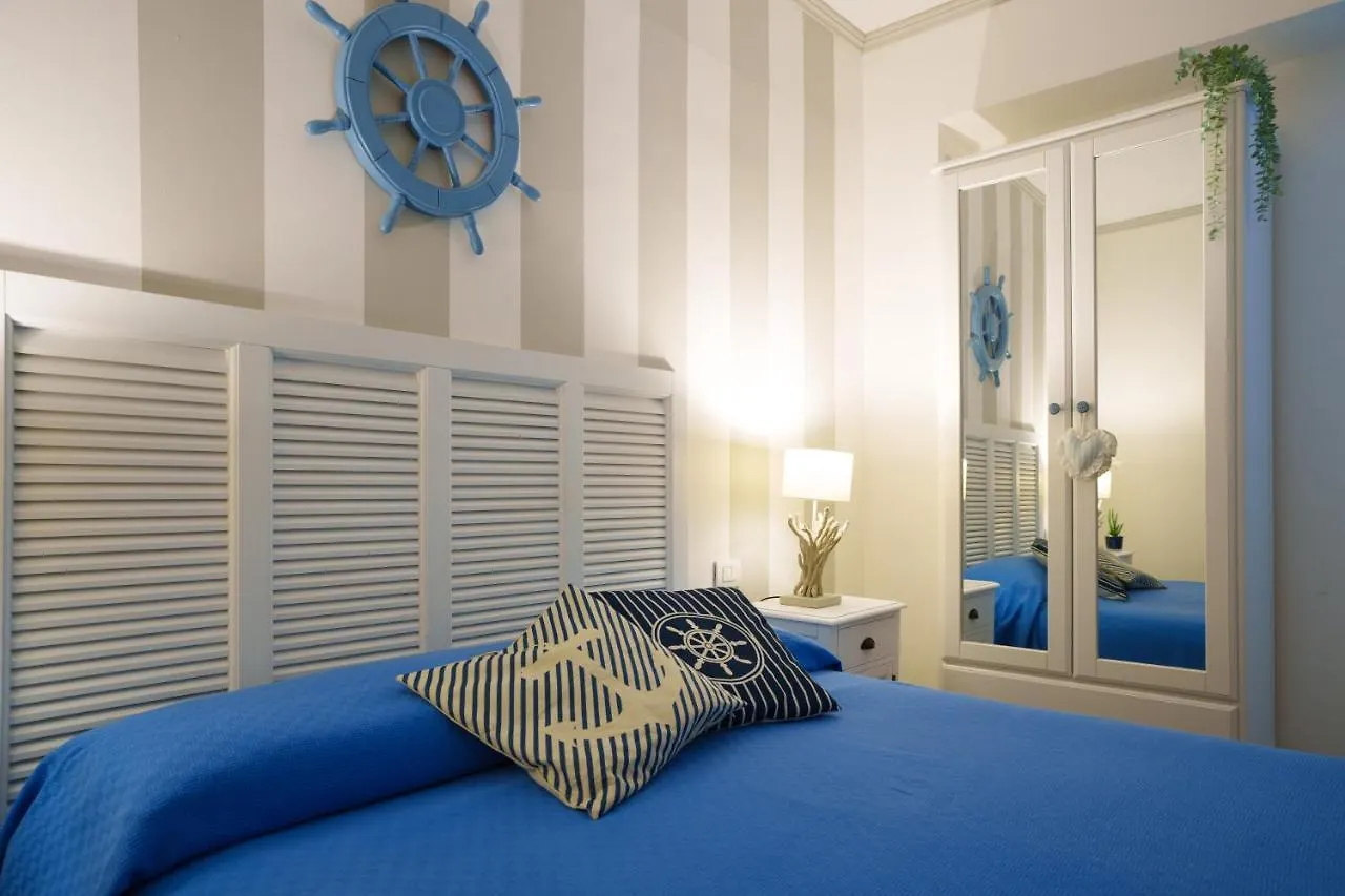 Lägenhet Aparthotel Quattro Torri Santa Teresa Di Riva Italien